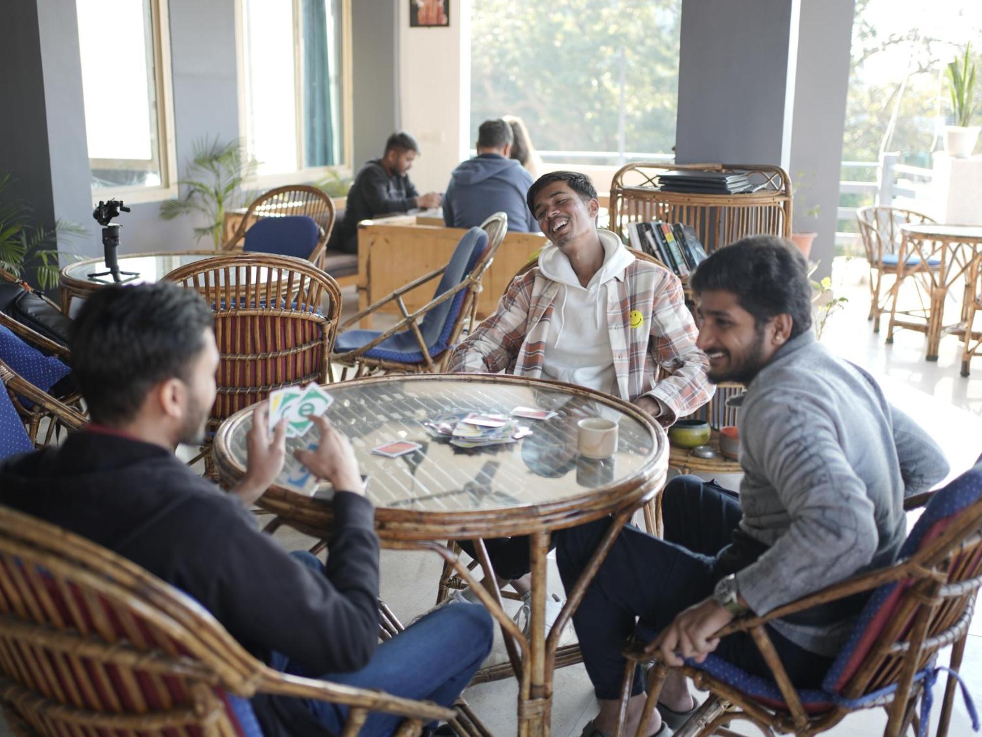 Skyard Rishikesh, Laxman Jhula旅舍 外观 照片